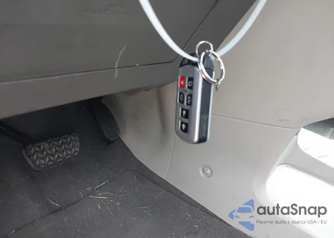 2011 Toyota Sienna Xle V6 from USA, damaged, VIN 5TDYK3DCXBS016760